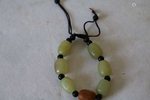 Light Green Jade & Black Beaded Bracelet Hand Knotted