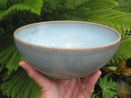 Large 'JUN' turquoise bowl, attributed to SONG Dynasty