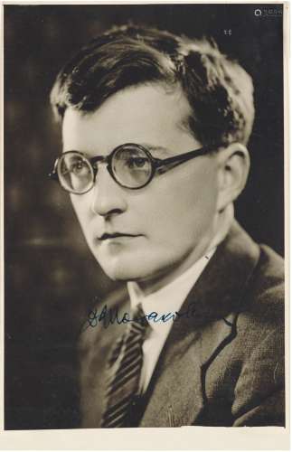 肖斯塔科维奇（Dmitri Shostakovich，1906～1975） 签名照
