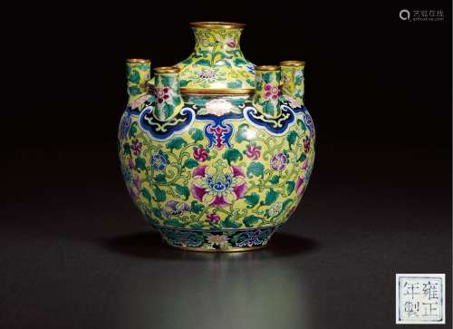 清•雍正年制款铜胎画珐琅六孔瓶