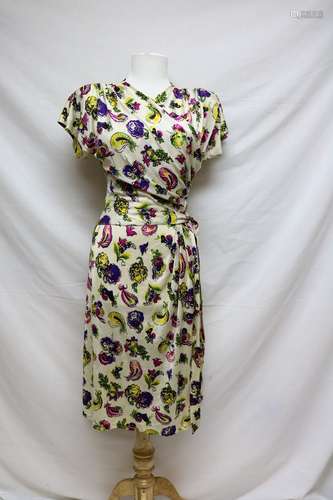 1940s paisley rayon jersey dress