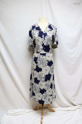 1930s linen floral dress