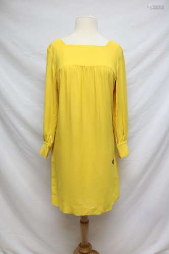 1960s yellow crepe mini dress