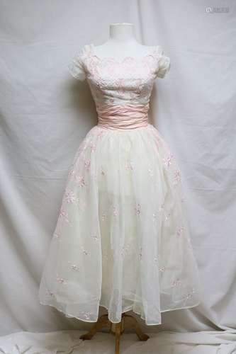 1960s pink/white chiffon party dress