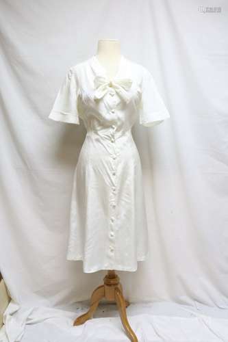 1940s white shirtwaist dress