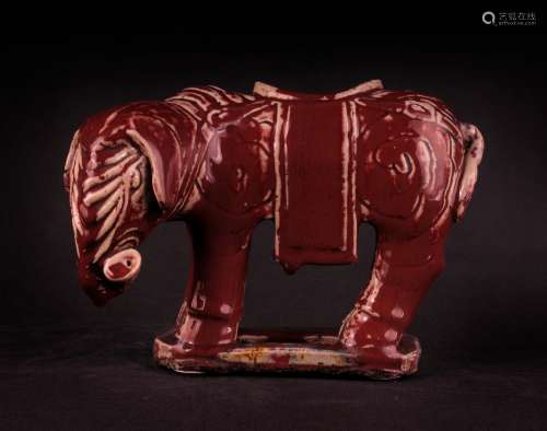 清代 乾隆霁红釉太平有象摆件
