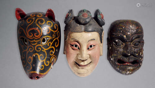 漆木加彩面具 三件
