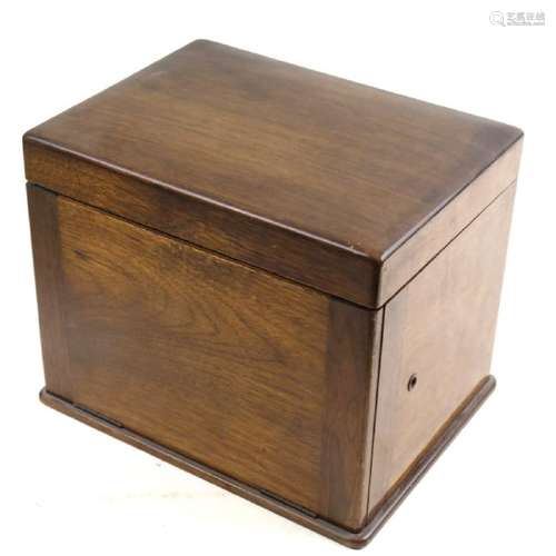 Mahogany Pipe Humidor