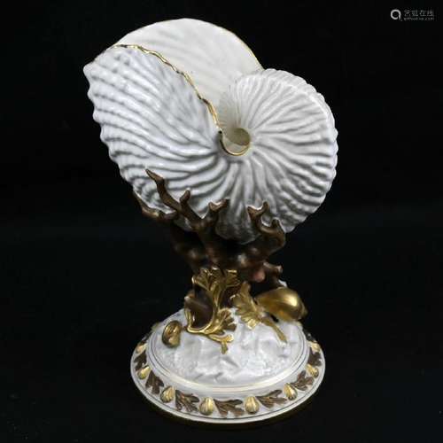 Worcester Porcelain Shell Vase