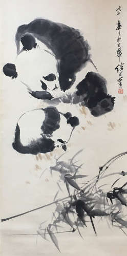 刘继卣 熊猫 纸本立轴