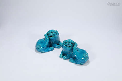 Pair Chinese porcelain figures of foo dogs