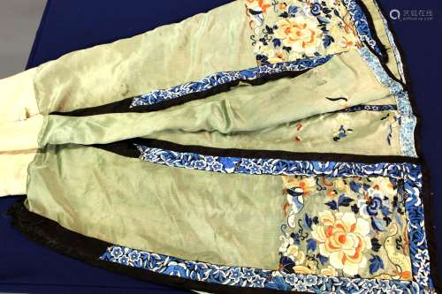 Chinese embroidery skirt.
