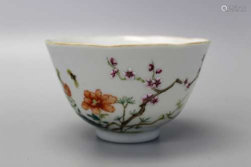 Chinese famille rose porcelain cup, Tongzhi mark.