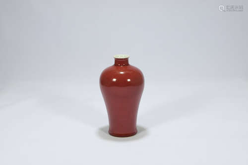 Chinese red glaze porcelain Meiping vase.