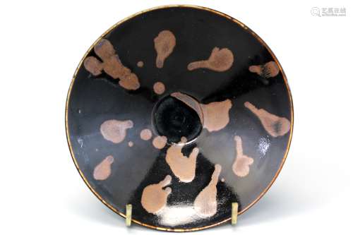 Chinese pottery shallow bowl.