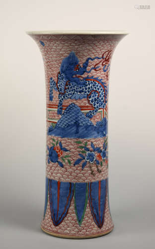 Chinese Wucai Export Porcelain Beaker Vase