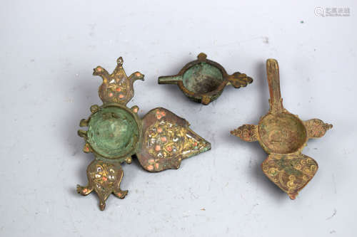 Three Islamic Persian Bronze oil Lamps 14-15th cen