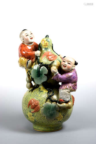 Chinese Famille Rose Double Gourd Porcelain Vase