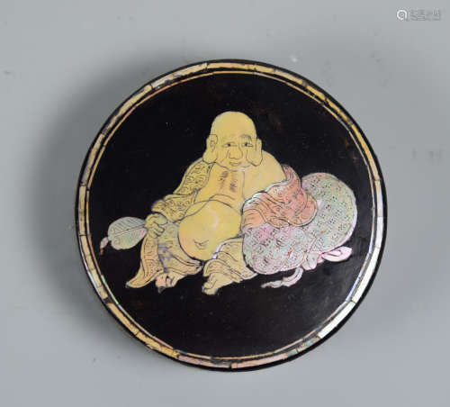 Chinese Lacquer Round Box with Mother of Pearl Inlay