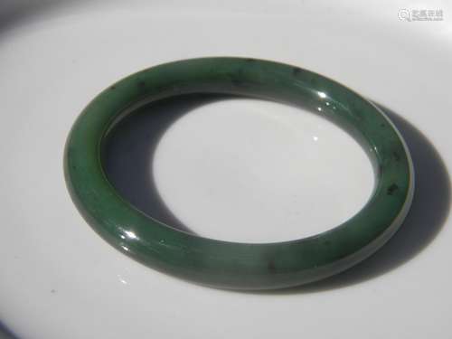 Vintage Chinese Green Nephrite Jade Bracelet