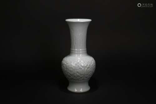 A Chinese Celadon Porcelain Case