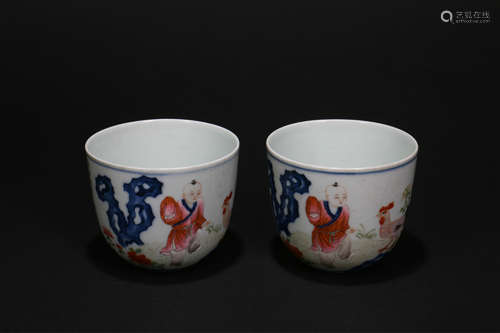 A Pair of Chinese Porcelain Cups