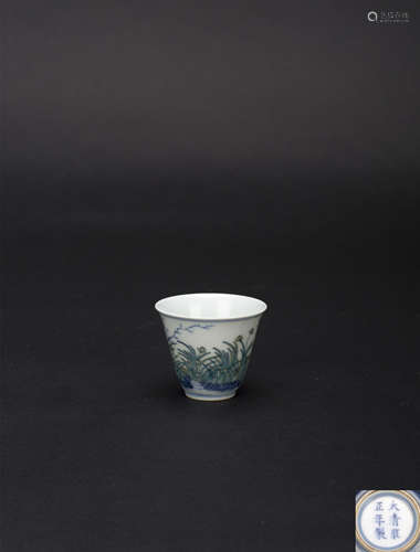 A Chinese Blue and White Porcelain Cup