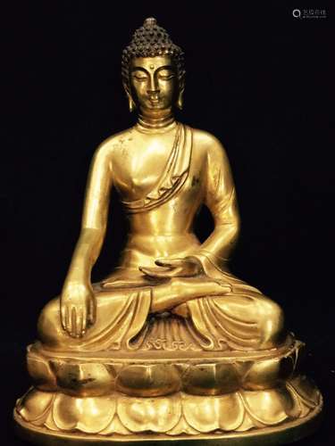 Chinese Gilt Bronze Buddha Statue