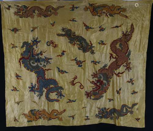 Chinese Embroidery Cloth of Dragons