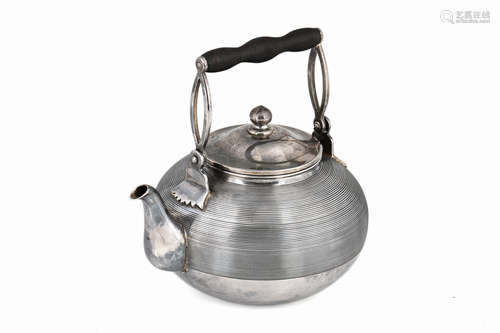 SILVER TEAPOT WITH RING PATTERN