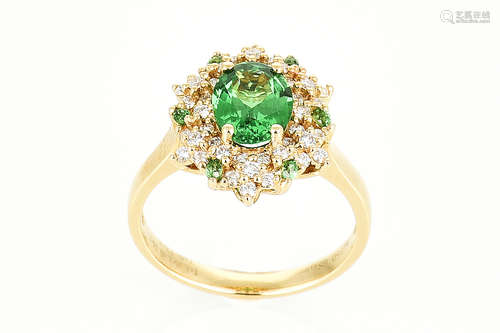 18K YG TSAVORITE RING WITH DIAMONDS