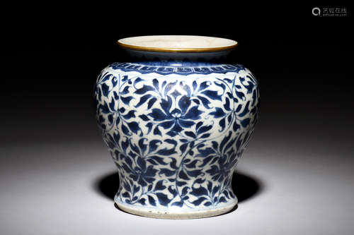 BLUE AND WHITE 'FLOWERS AND VINES' JAR