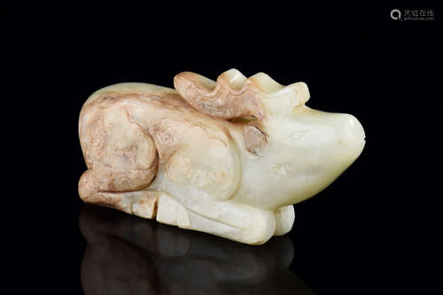 WHITE JADE CARVED 'DEER' FIGURE