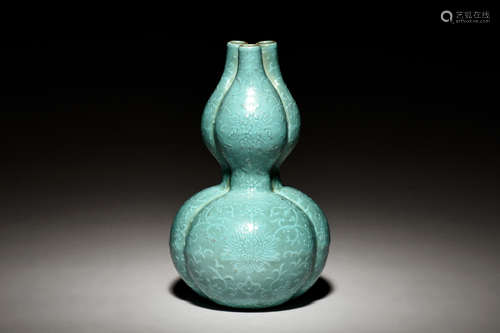 TURQUOISE MONO GLAZED LOBED GOURD VASE