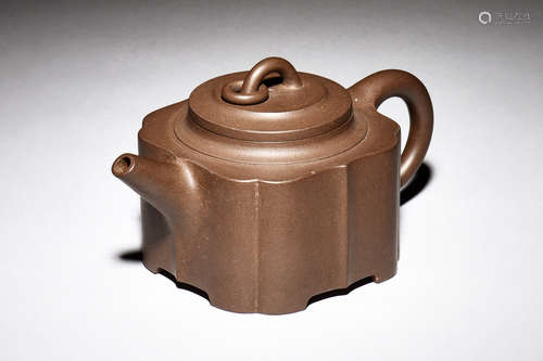 YIXING ZISHA LOBED TEAPOT