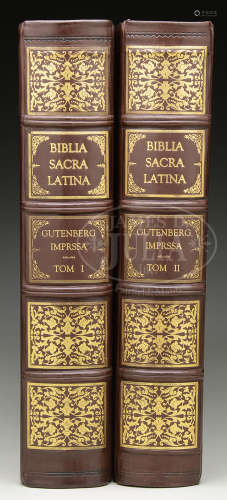 BOOK: BIBLIA SACRA LATINA (TWO VOLUME GUTENBERG BIBLE FACSIMILE BOOK SET) BY ARNO WERNER BOOKBINDERS.