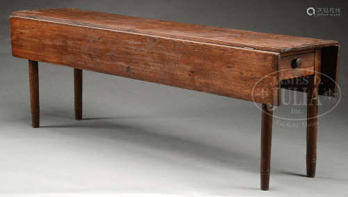 LARGE EARLY AMERICAN PINE HARVEST TABLE.