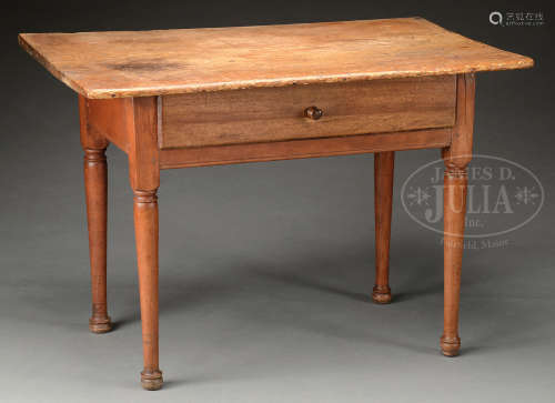 QUEEN ANNE PINE AND BUTTERNUT TAVERN TABLE.