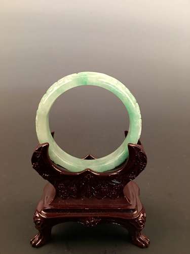 Green Jadeite Bangle