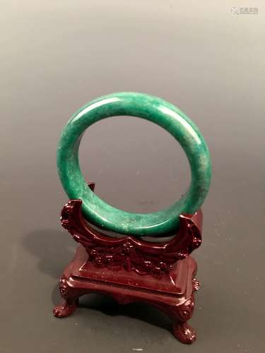 Green Jadeite Bangle