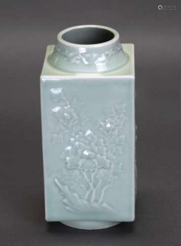 Chinese celadon porcelain cong vase, 19th c.