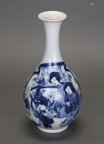 Chinese blue and white porcelain pear shaped vase