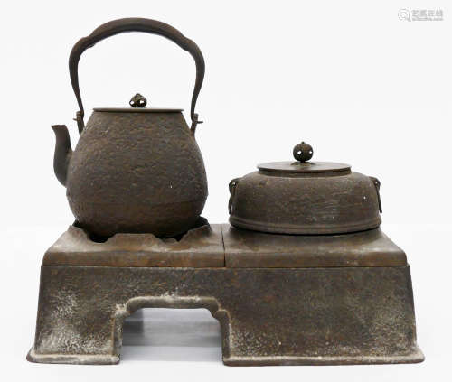 Japanese Tea Ceremony Chagama Tetsubin & Kama Pot on Stand