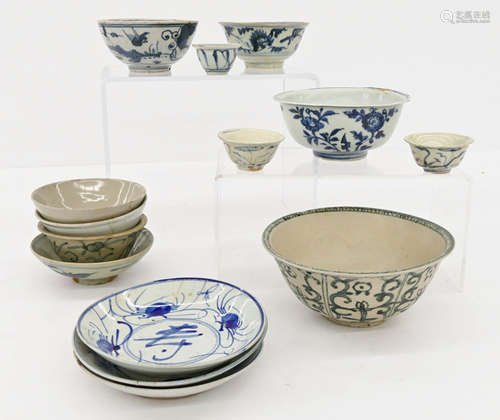 14pc Chinese Ming Blue & White Porcelain Small Dishes