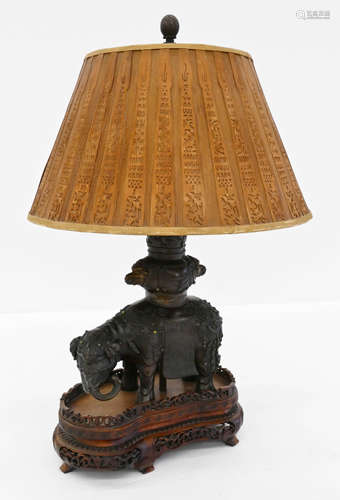 Fine Chinese Bronze Elephant Censer Table Lamp