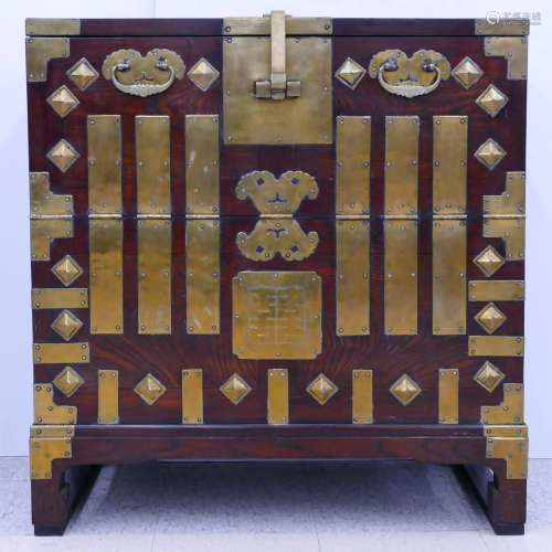 Korean Wedding Bandaji Chest