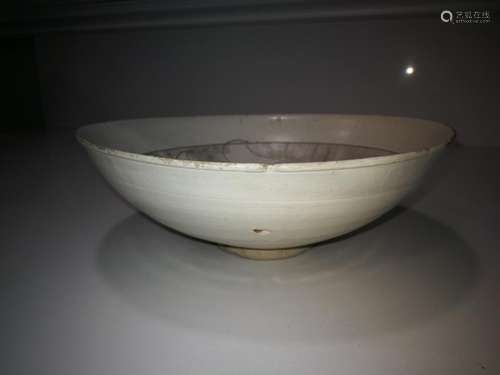 Antique Chinese Cizhou Porcelain Carved Flower Bowl