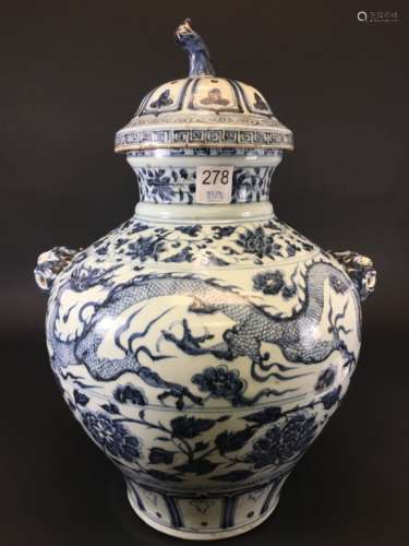A BLUE AND WHITE 'DRAGON' JAR AND COVER
