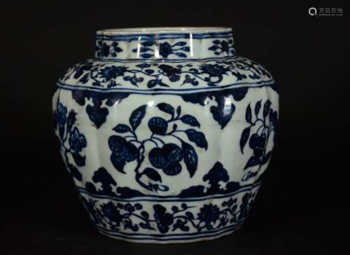 A BLUE AND WHITE JAR, XUEDE SIX-CHARACTER MRAK