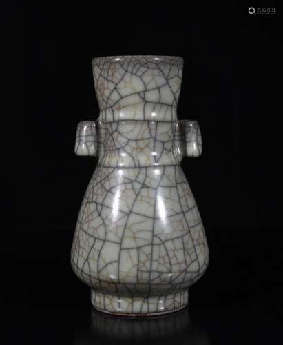 A GE-YAO VASE